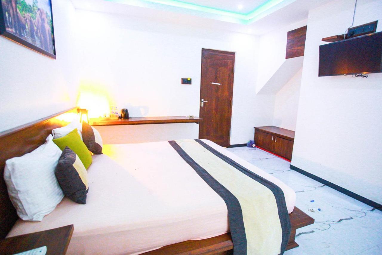Hotel Supreme Dambulla Exterior foto